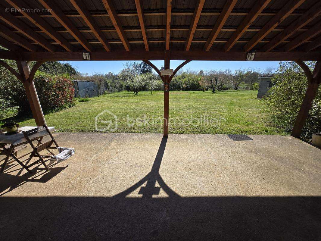 Magnifique maison de campagne à Saint Léger le Petit - photo 24