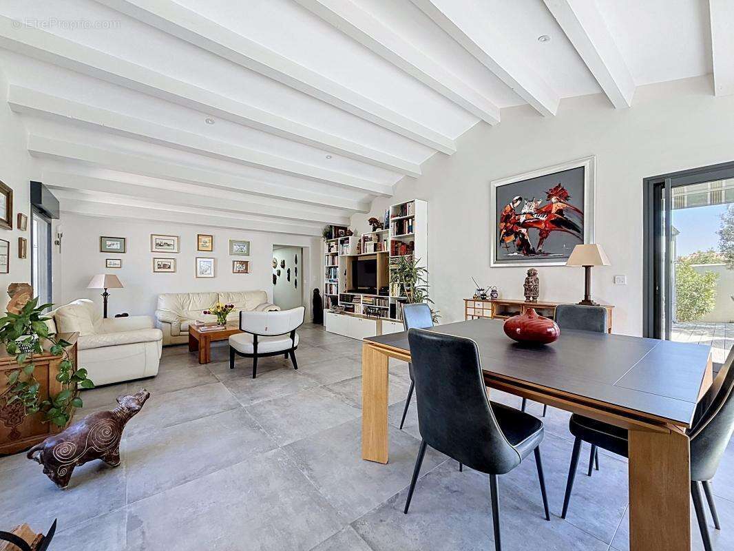 Maison à LA FLOTTE