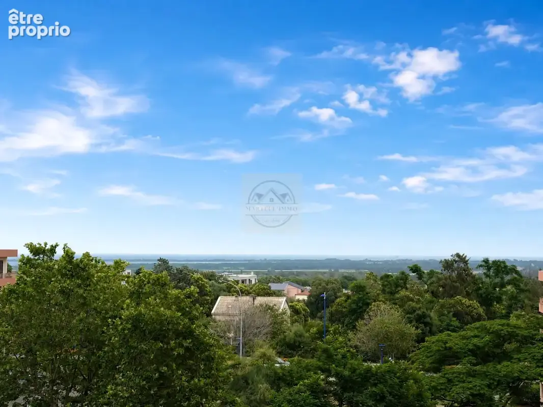 Appartement T4 traversant avec 2 terrasses et cave   Borgo - photo 4