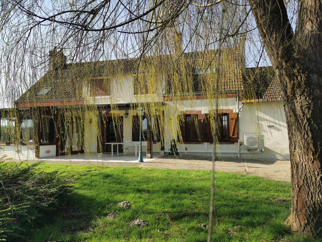 Maison à COURMEMIN