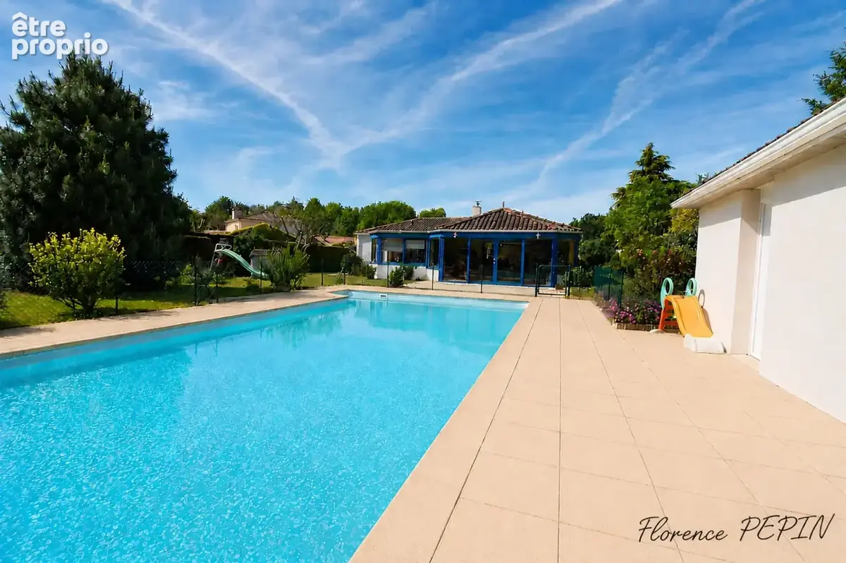 Maison de plain-pied avec piscine - photo 3