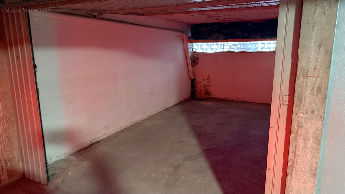 Parking à CANDILLARGUES