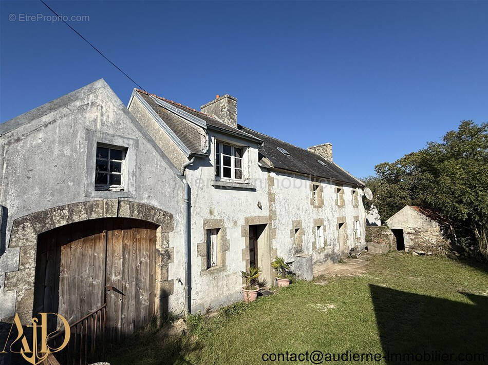 Maison à CLEDEN-CAP-SIZUN