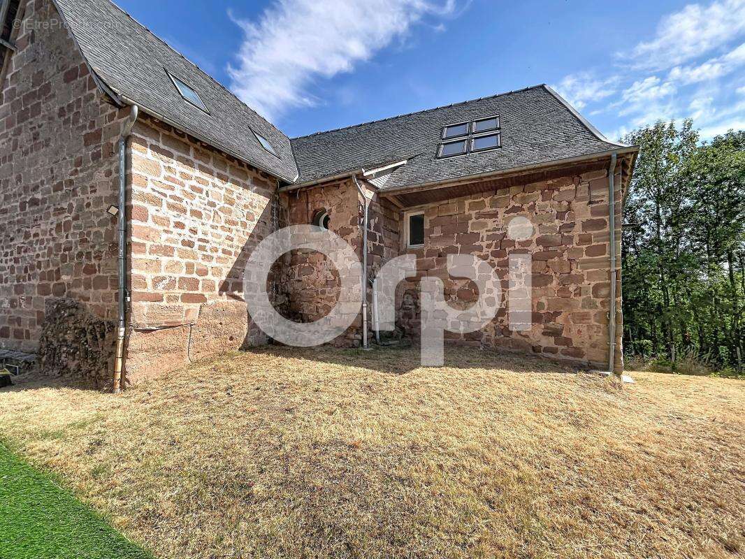 Maison de caractère en pierre de brasier ! AGENCE ORPI BRIVE RD - photo 25