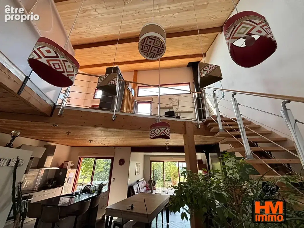 Maison 5 pièces 155 m² à vendre à Saint-Yrieix-La-Perche (87500) - photo 1