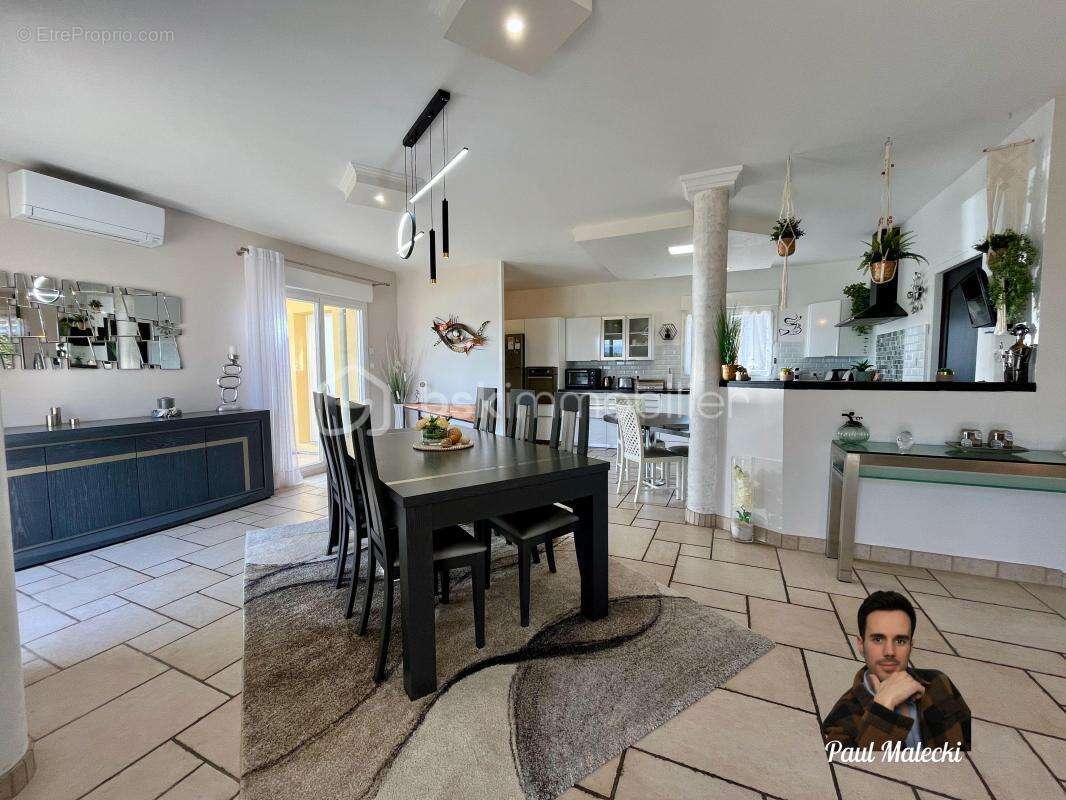 Maison à LA TOUR-DU-PIN