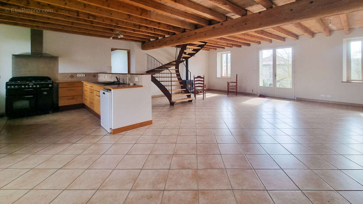 20260219132210 - Maison à LA COURTETE