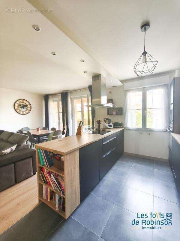 Appartement à ELANCOURT