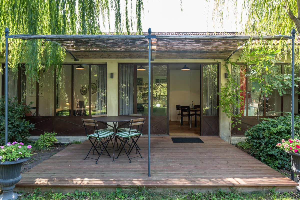 Maison à FONTAINE-DE-VAUCLUSE