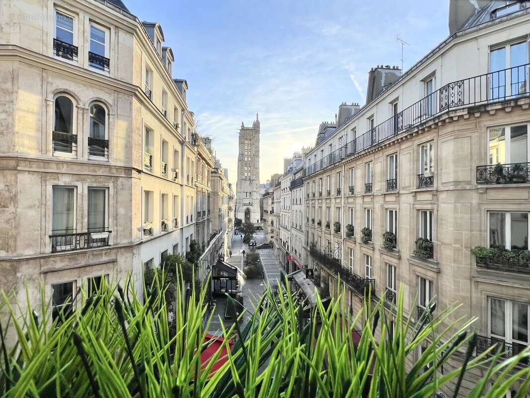 Appartement à PARIS-4E