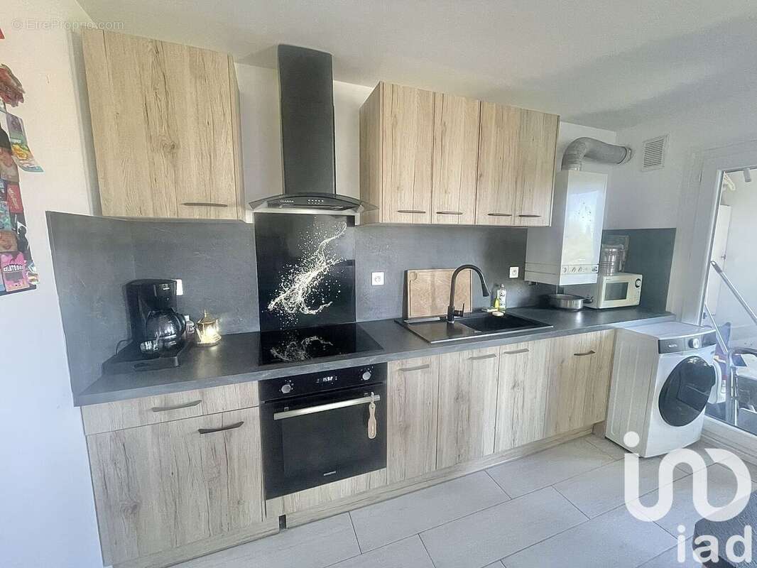 Photo 2 - Appartement à NIMES