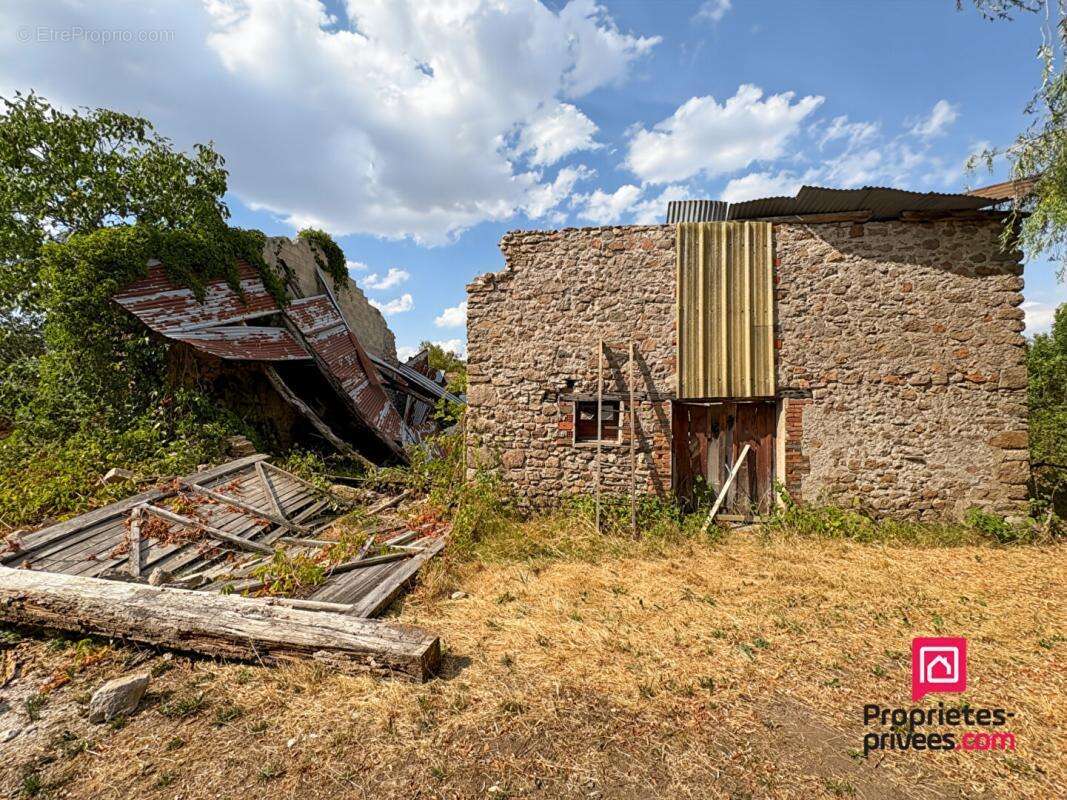 Corps de bâtiments à réhabiliter avec pré proche Saulieu - photo 5