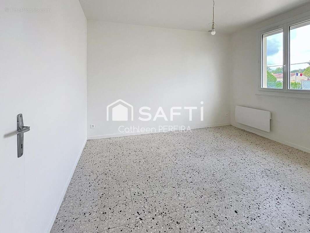 Photo 4 - Maison à SAINT-SULPICE