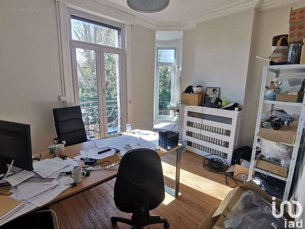 Photo 9 - Commerce à BETHUNE