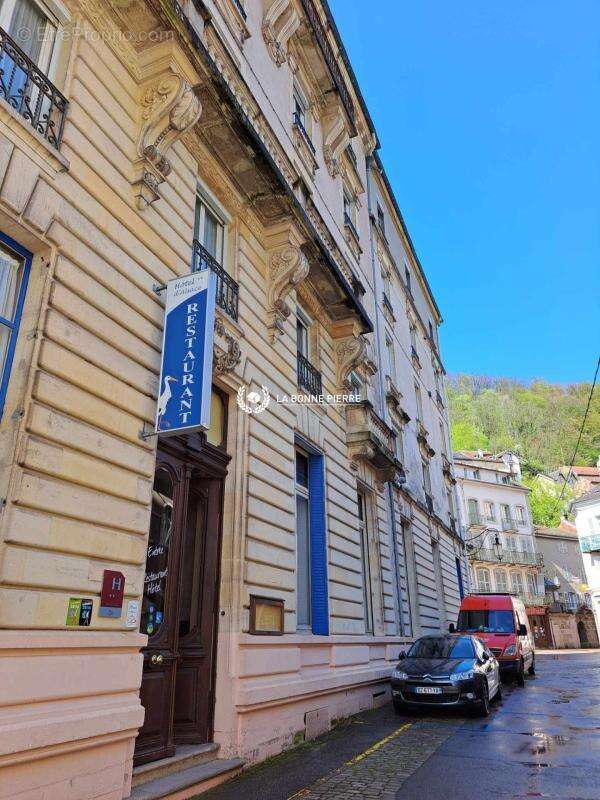 Commerce à PLOMBIERES-LES-BAINS