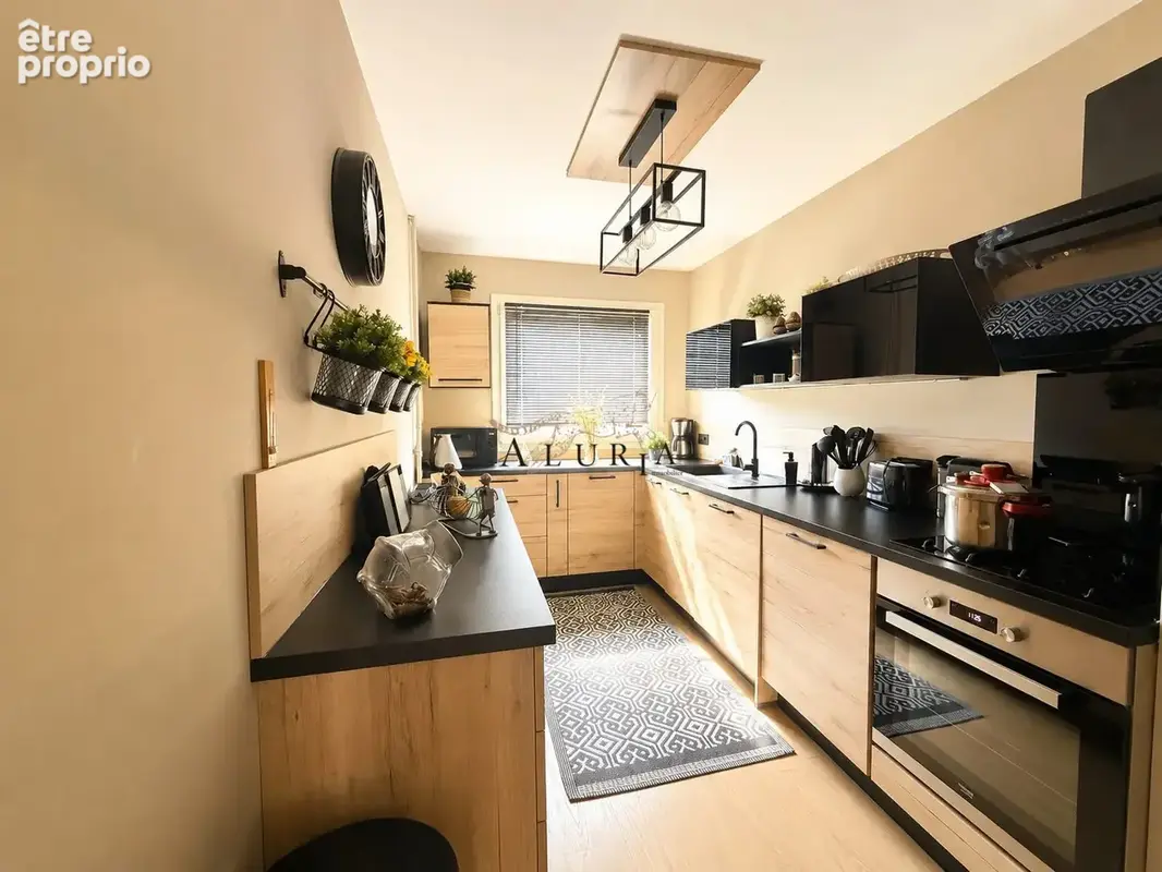 Appartement 85 m² à Tours  - photo 2