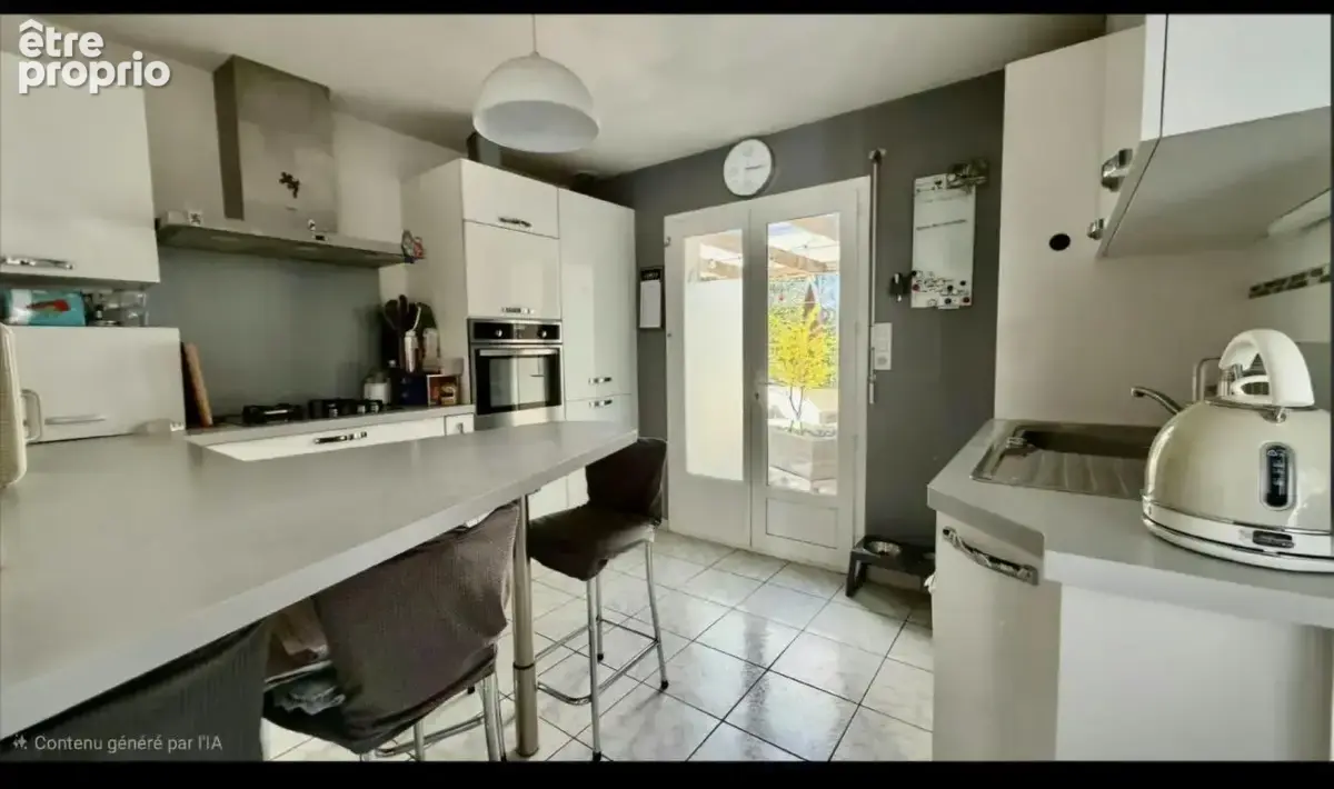 Maison Familiale 4 CH  100m²  en impasse- proche commerces  LE POULFANC SENE (56) - photo 13