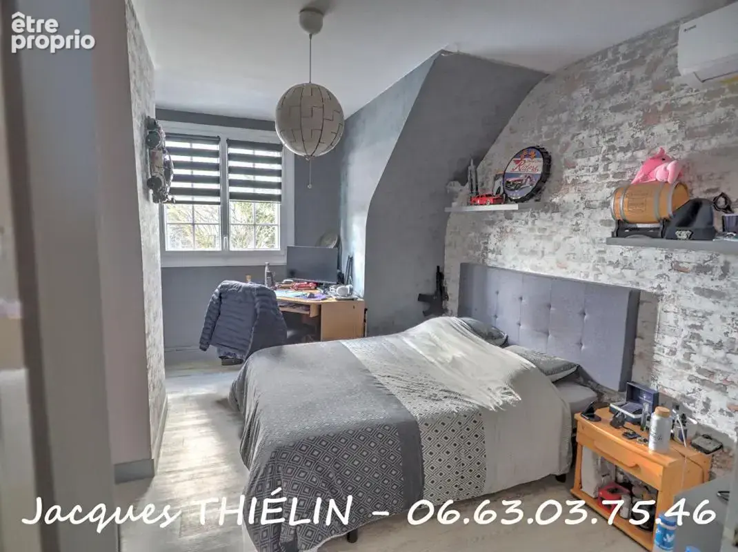 Maison familiale en hyper centre-ville de Longué - photo 13