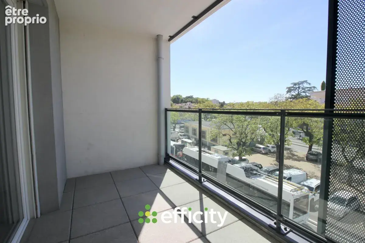 Appartement 62 m² à Villeurbanne  - photo 2
