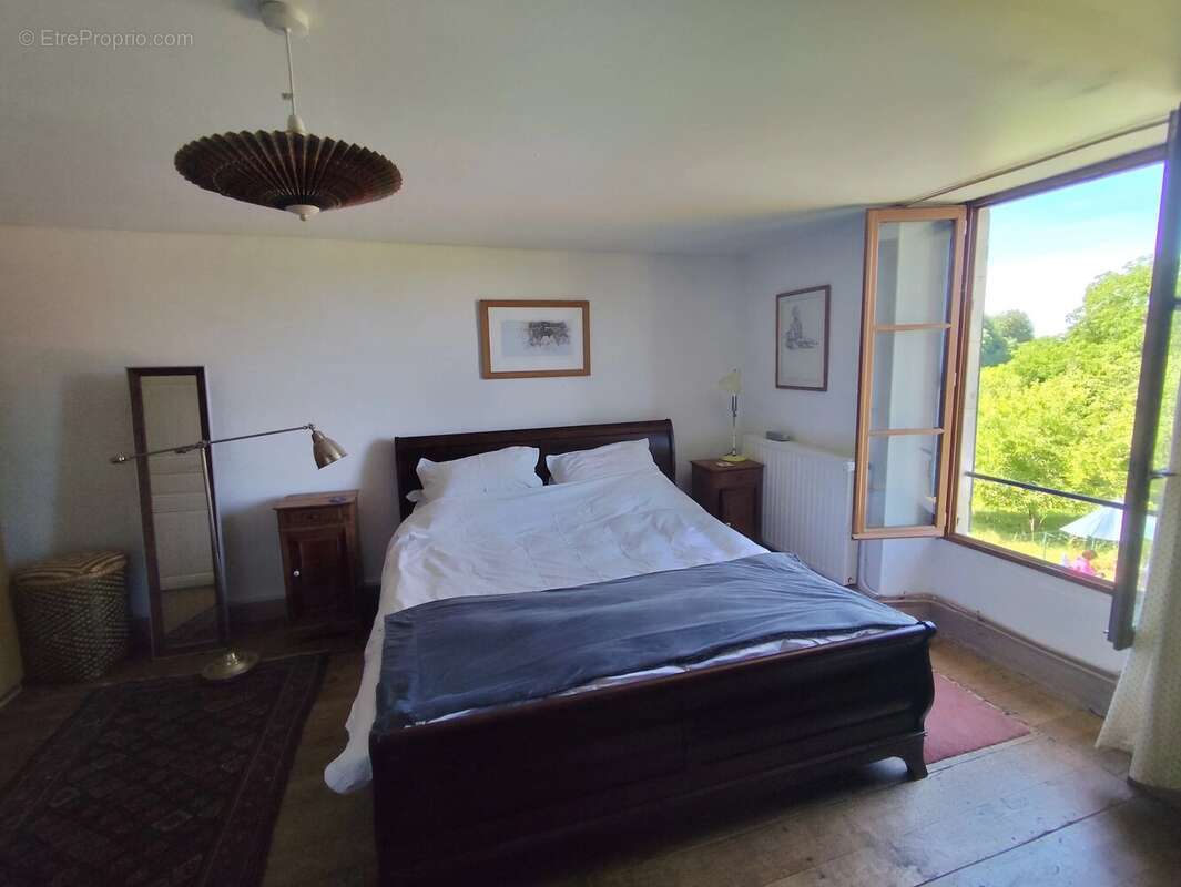 Joli cottage de 3 chambres avec grand jardin et grange, près de Civray - photo 12