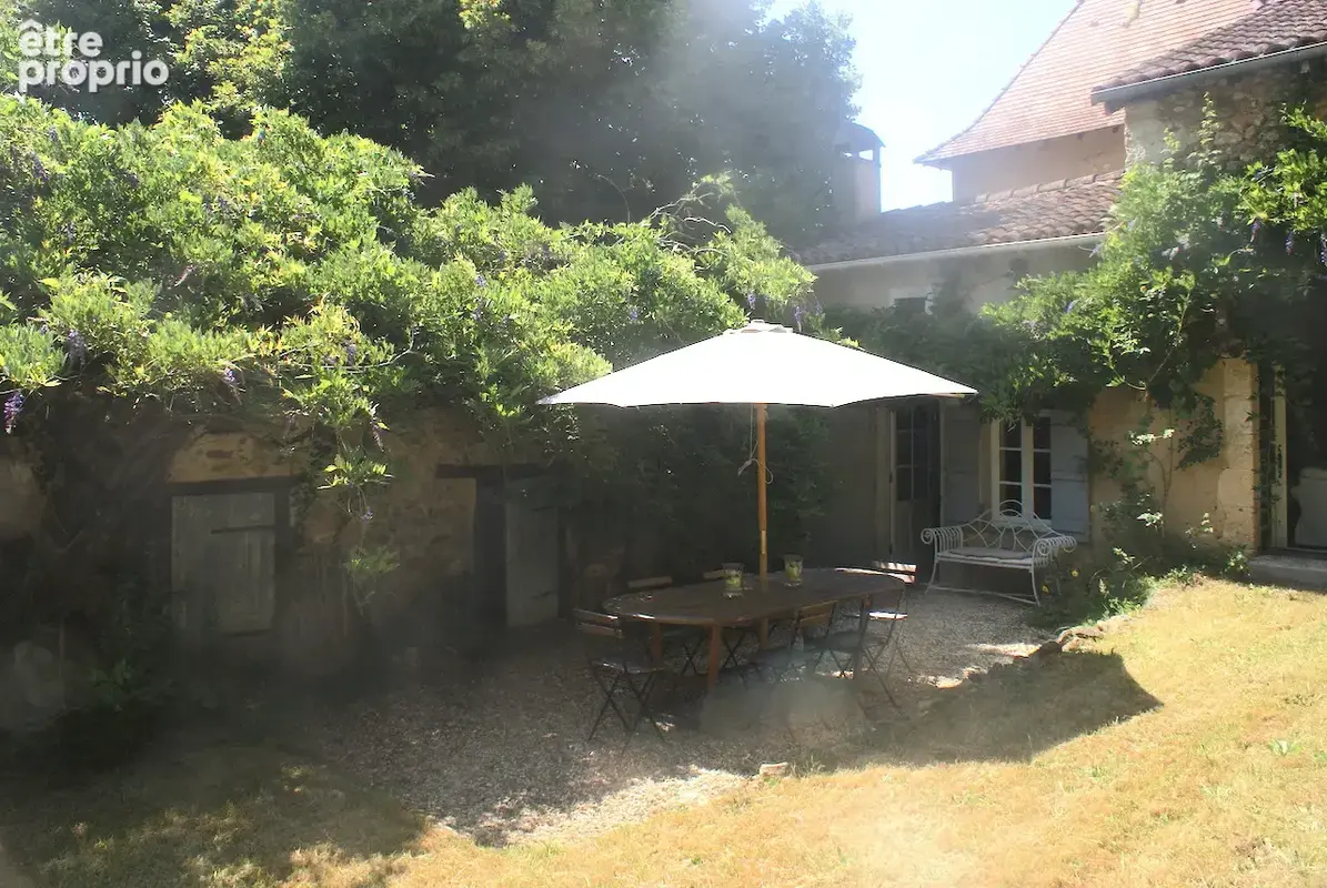 A VOIR. Belle maison en pierre de 4 chambres avec dépendances et vues sur terrain d'environ 2811m2 - photo 43