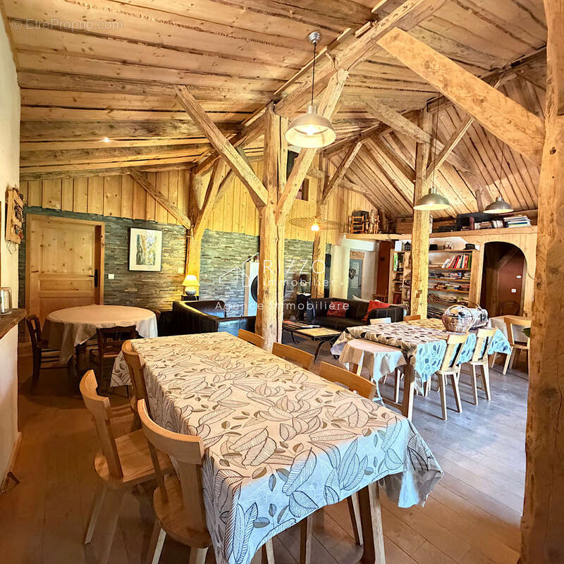Maison à LA PESSE