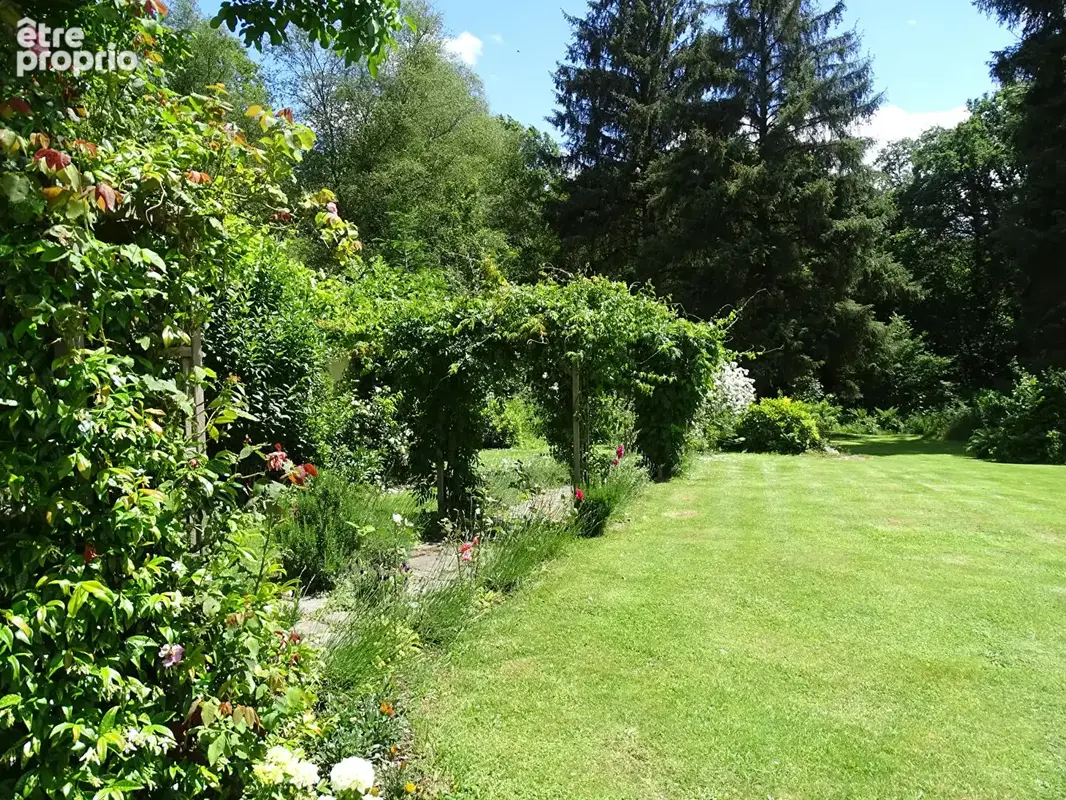 CÔTES D'ARMOR. Maison de charme rénovée avec 3 261 m² de jardin paysager en bord de rivière ? À pied de l'Abbaye de Bon Repos - photo 12