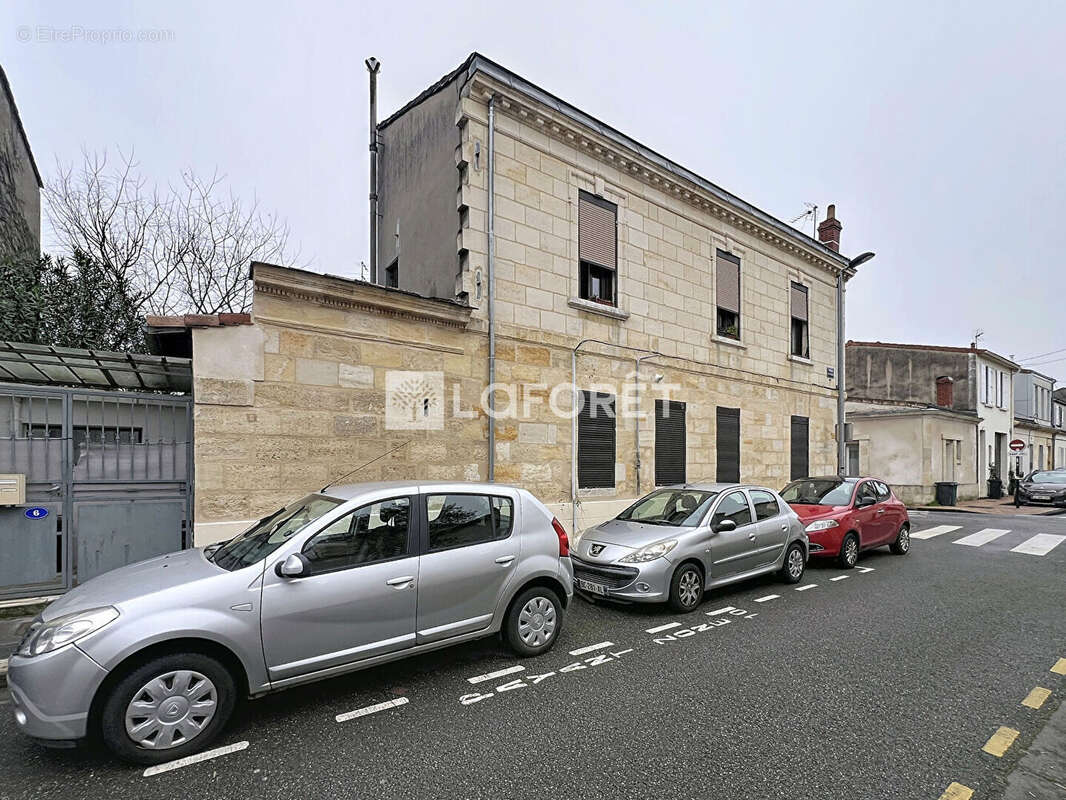 Appartement à BORDEAUX