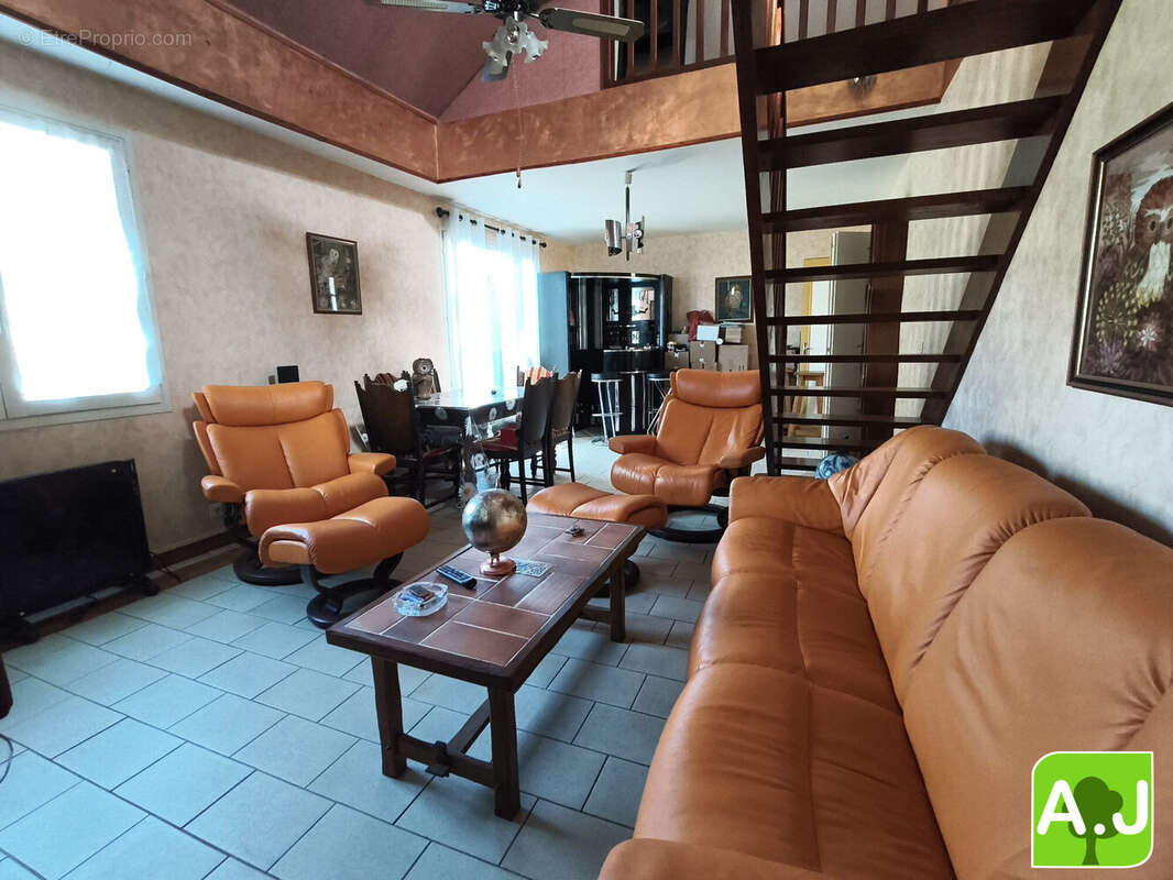 Maison à EZY-SUR-EURE
