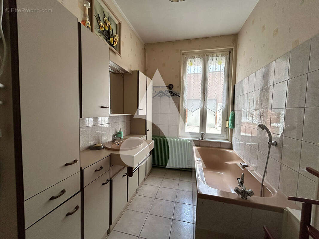 Maison à AUBERCHICOURT