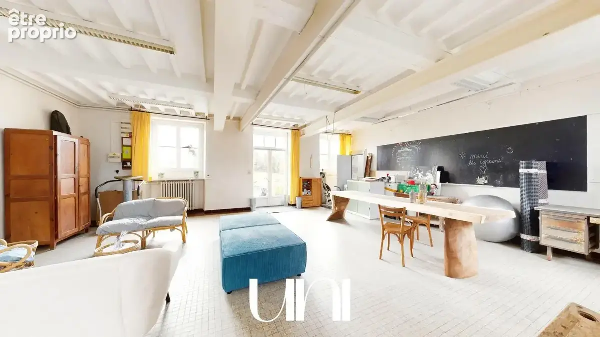 Maison 5 pièces de 210 m2 avec 951 m2 de terrain - ELLON - photo 3