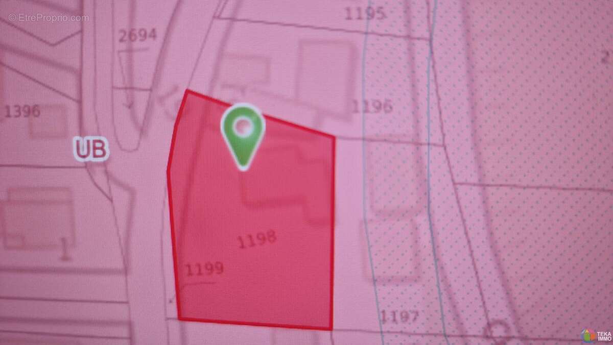 Terrain à SAINTE-MARIE