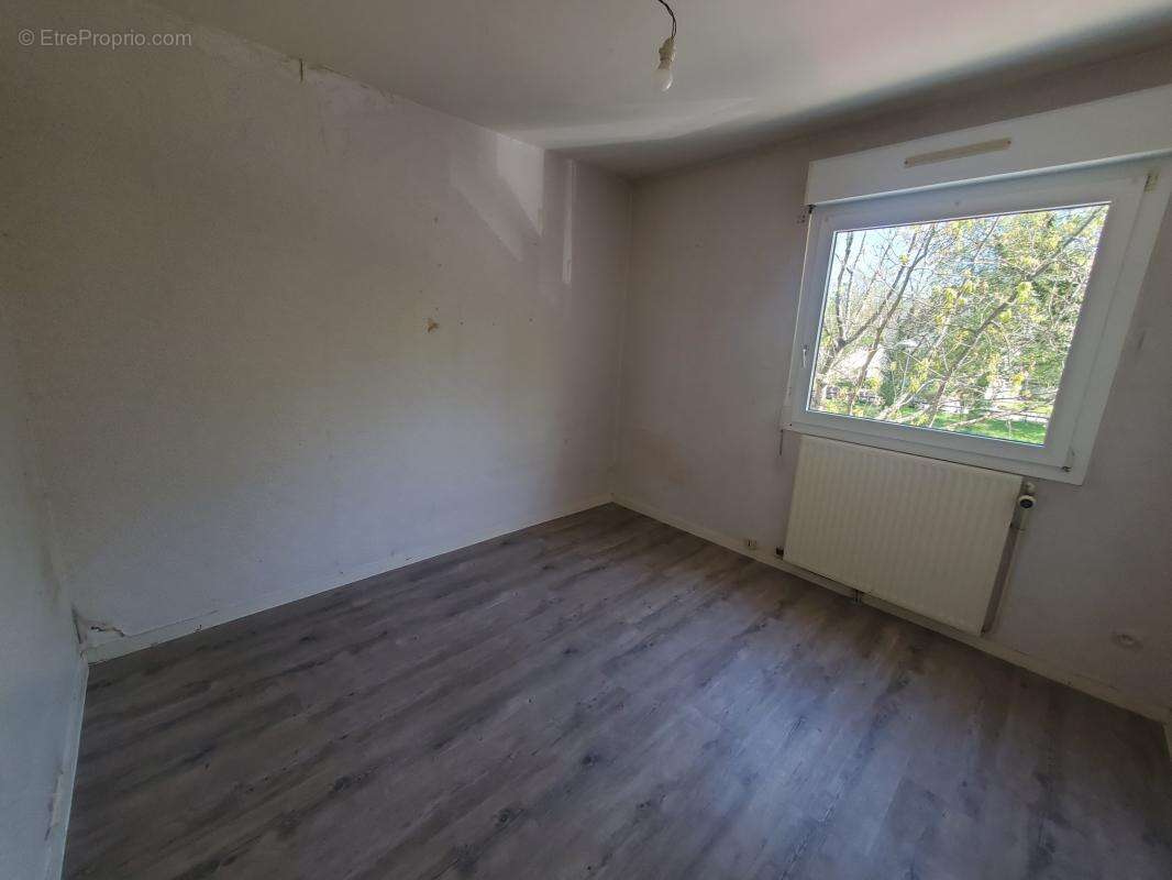 Bel appartement de type 3 de 65.80m² proximité  Polyclinique - photo 12