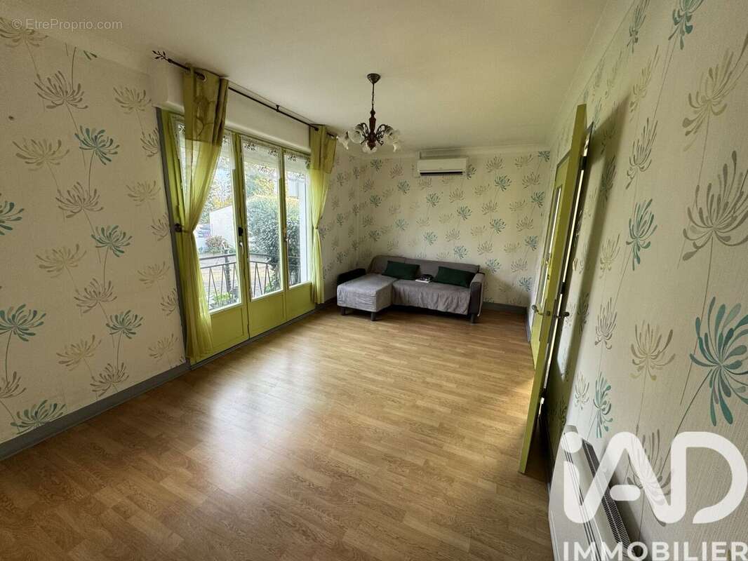 Photo 4 - Maison à MAGNAC-LAVAL