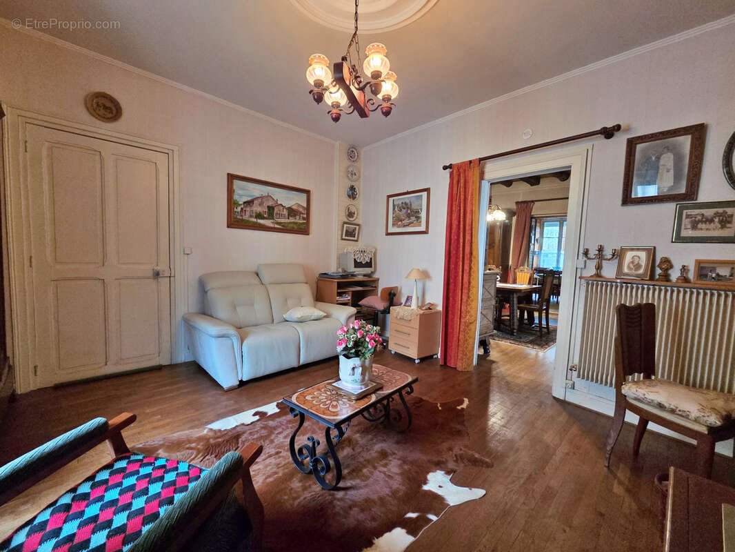 Maison à HAN-SUR-MEUSE