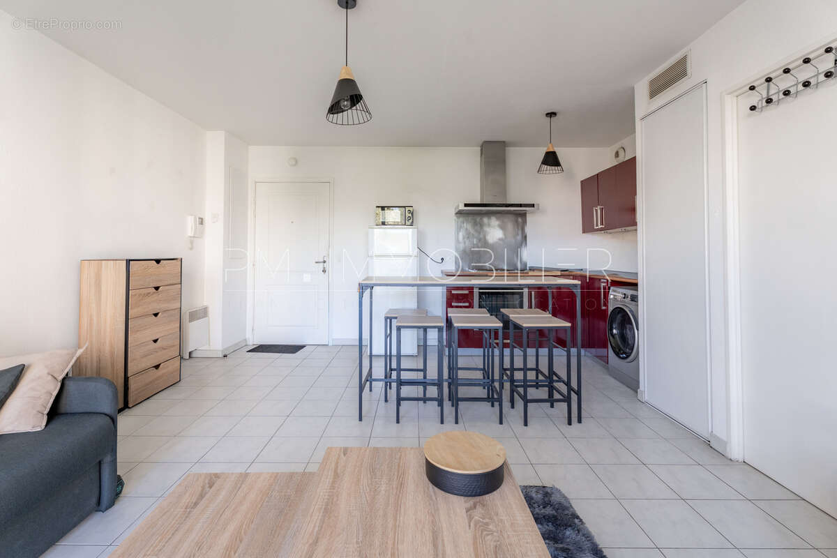 Appartement à MARSEILLE-8E