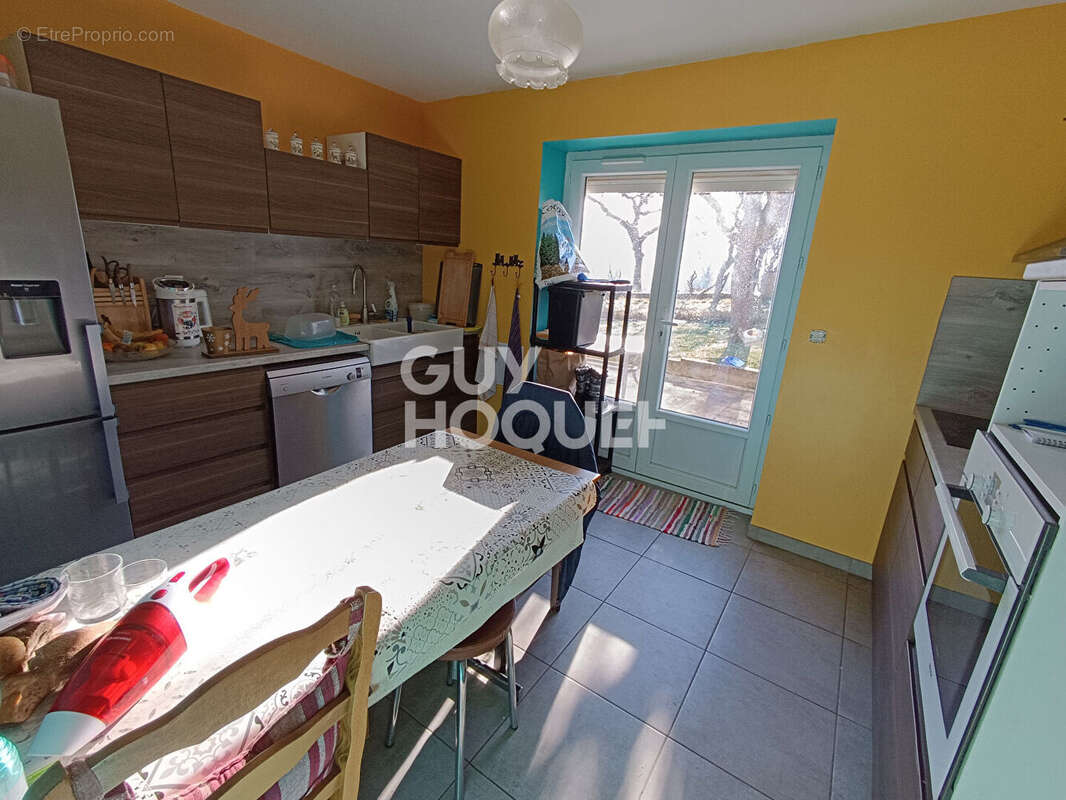 Maison à NOIRETABLE