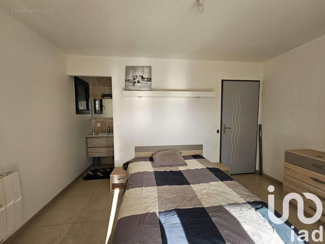 Photo 8 - Maison à LE CANNET-DES-MAURES