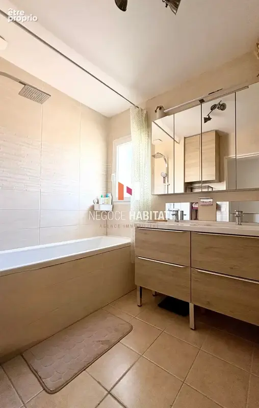 Superbe villa duplex avec piscine et garage - Poussan, avec jardin de 50 m2 - photo 8