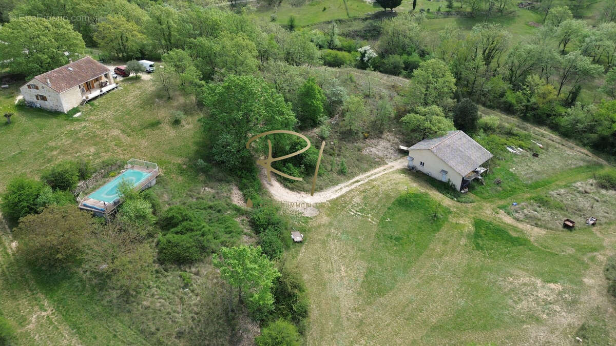 Propriété avec habitation, hangar et 2,7 ha d’un seul tenant Barjac Gard 30 - photo 9
