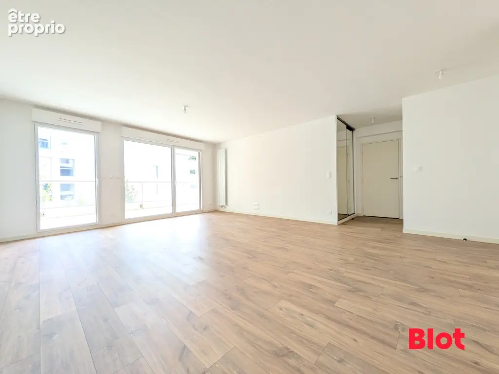 Appartement 5 pièces 93 m² à vendre à Cesson-Sevigne (35510) - photo 3