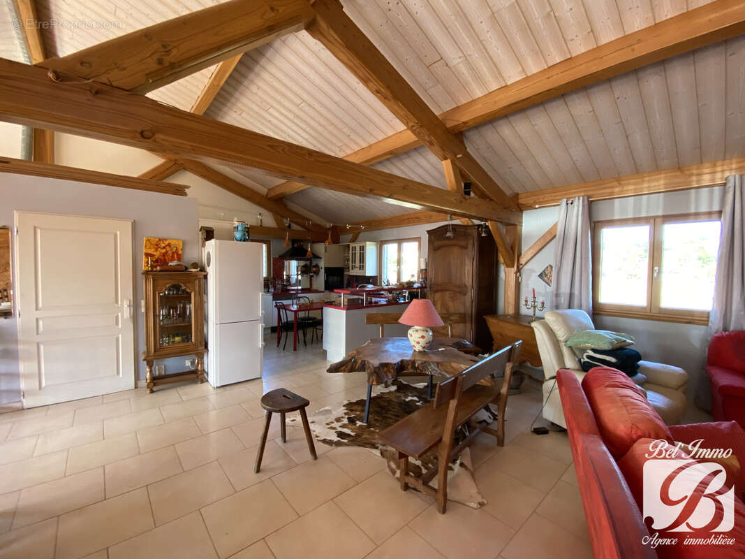Maison à PEROUGES