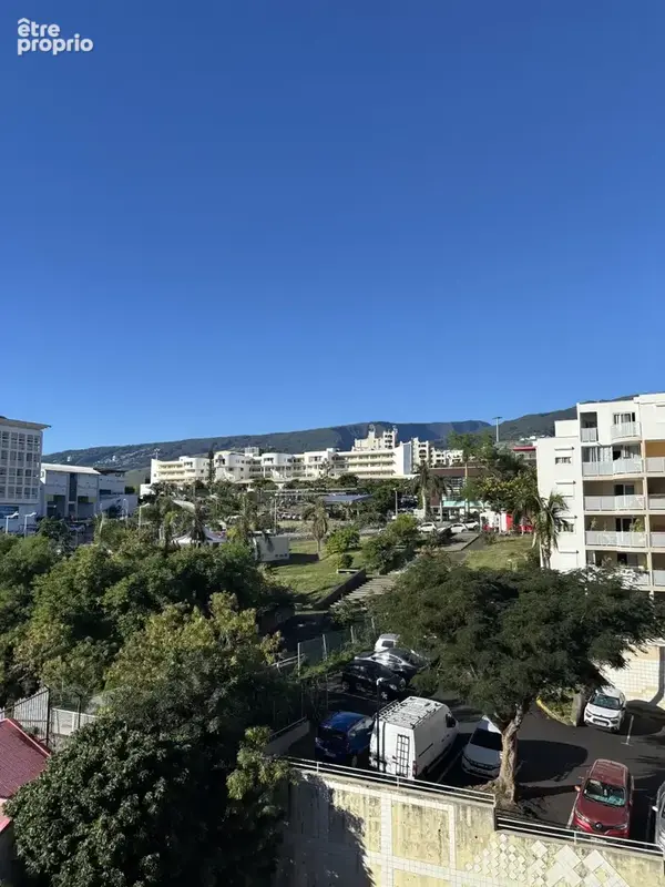 À Vendre : Appartement T3 Lumineux à Sainte-Clotilde - photo 8