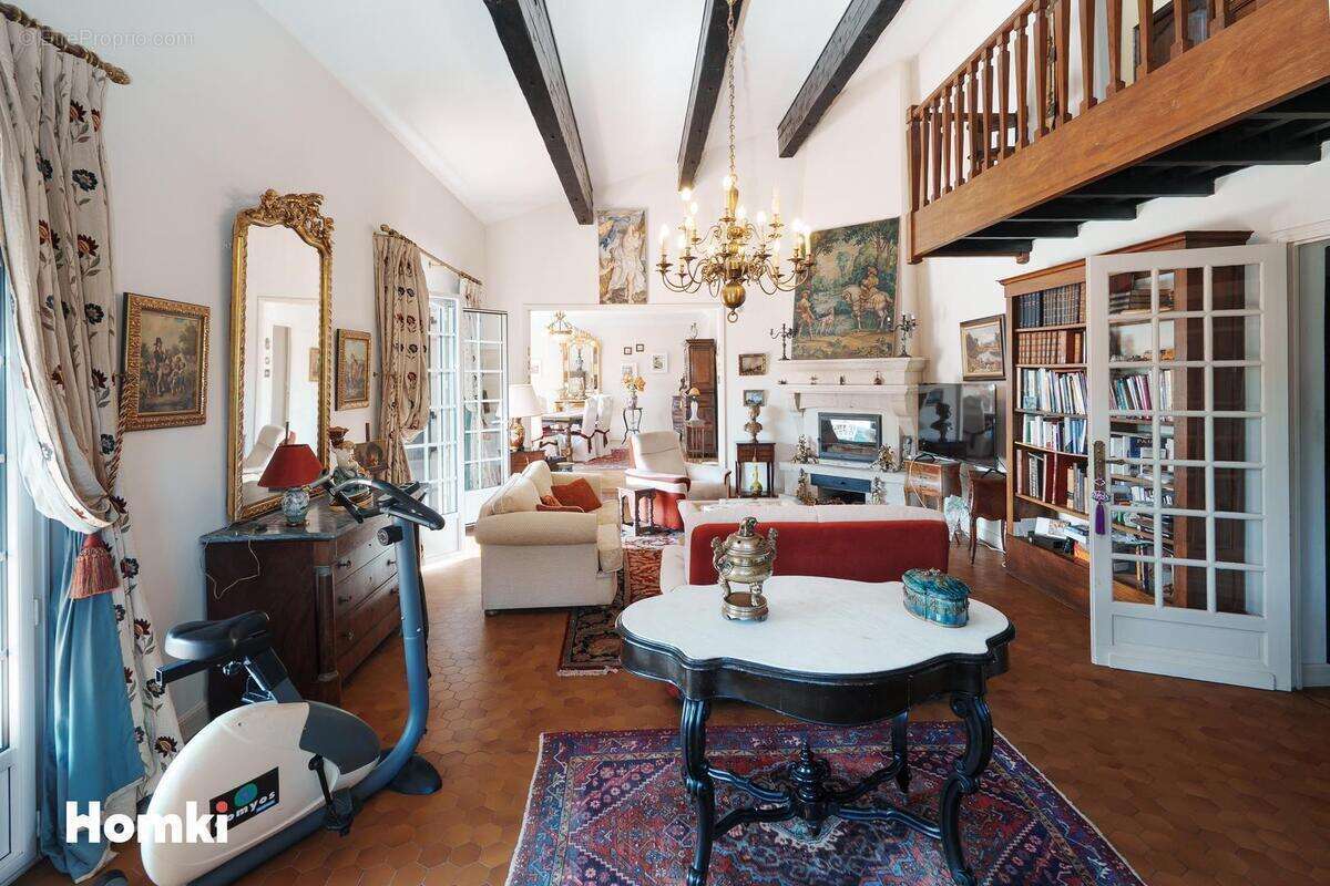 Maison à LIGNAN-SUR-ORB