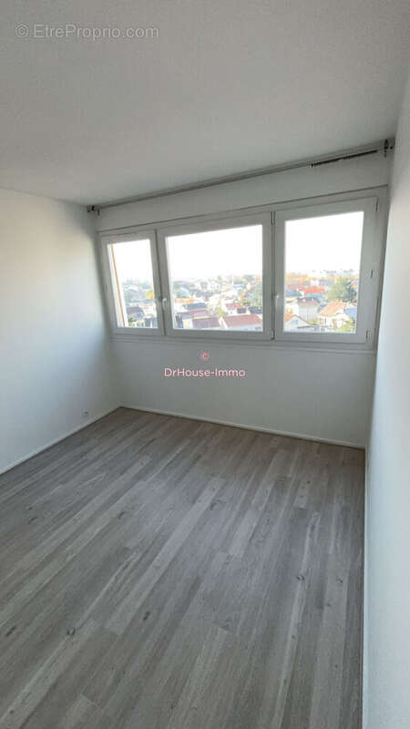 Appartement à LIVRY-GARGAN