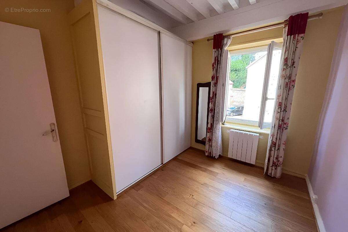 Maison à CLAVEISOLLES