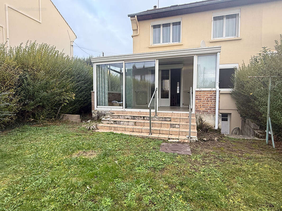 Maison à BEAUVAIS