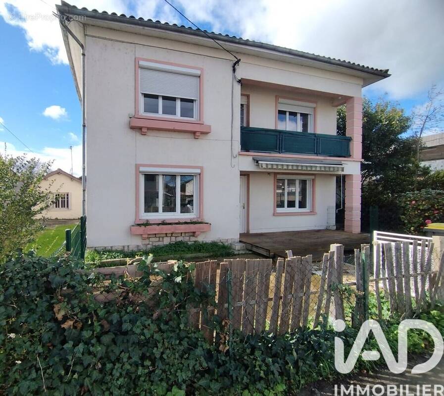 Photo 1 - Appartement à PINEUILH