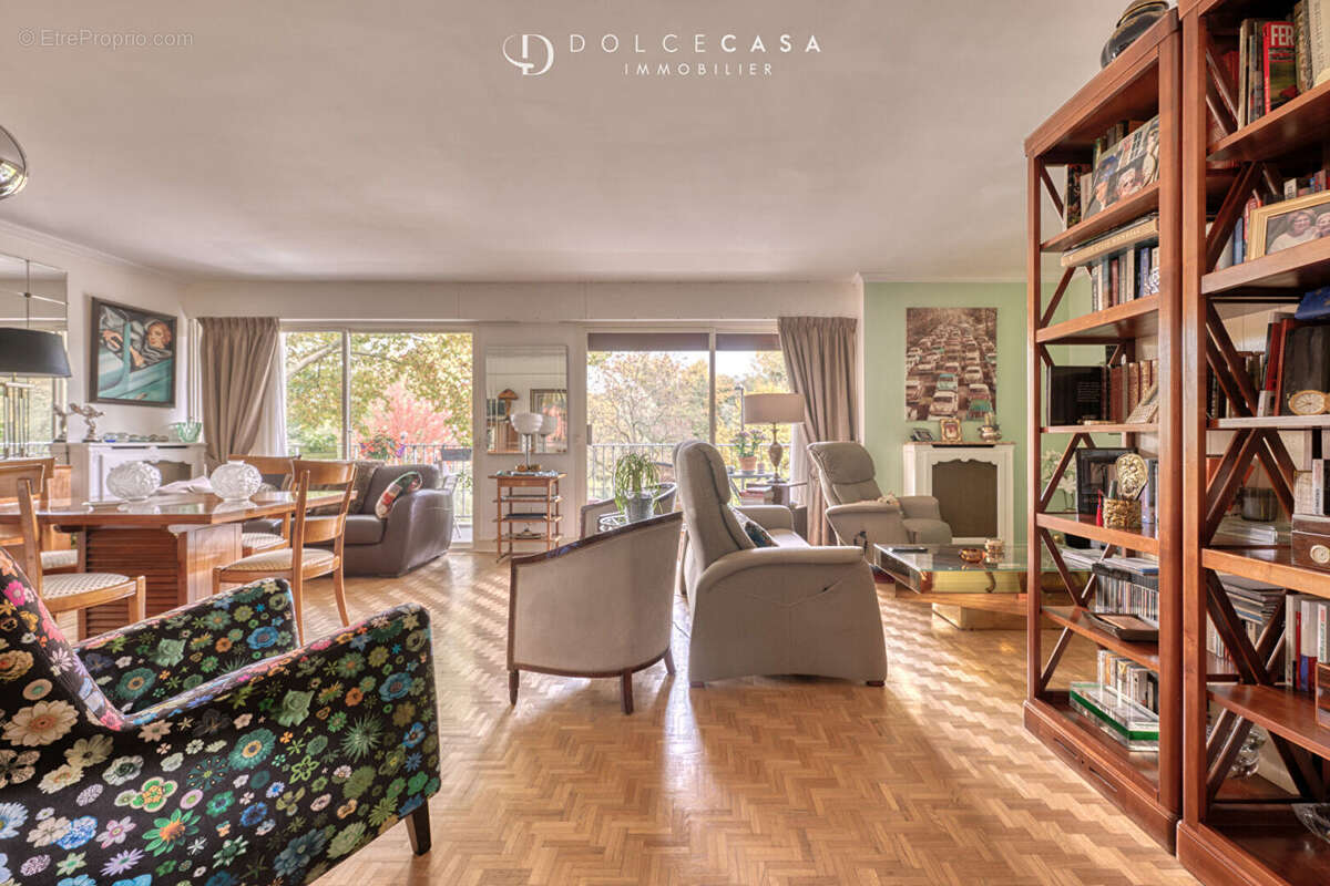 Appartement à SAINT-MAUR-DES-FOSSES