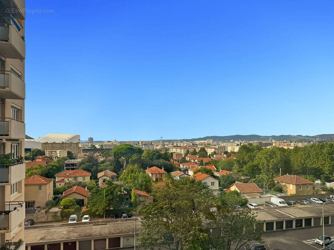 Appartement à MARSEILLE-9E